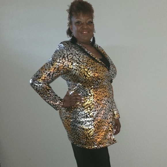 Plus Size Metallic Ombre Printed Jacket Dress - Picture 5 of 5